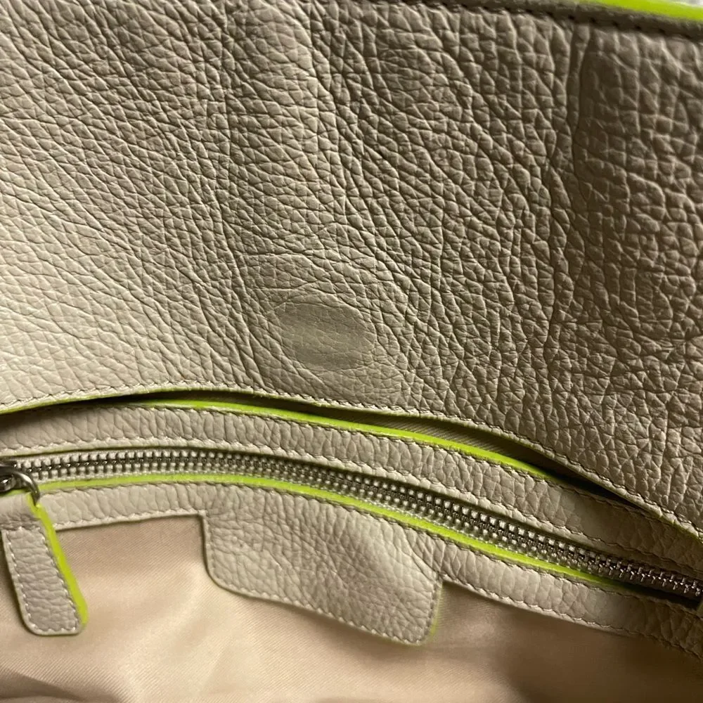 Vittoria Napoli Elegant Leather Cream XL Tote Bag with Green Accents